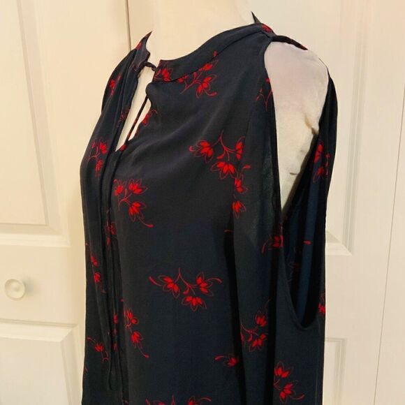 Loft Navy Blue Red Leaf Print Tie Neck Cold Shoulder Long Sleeve Top Medium - Picture 6 of 12